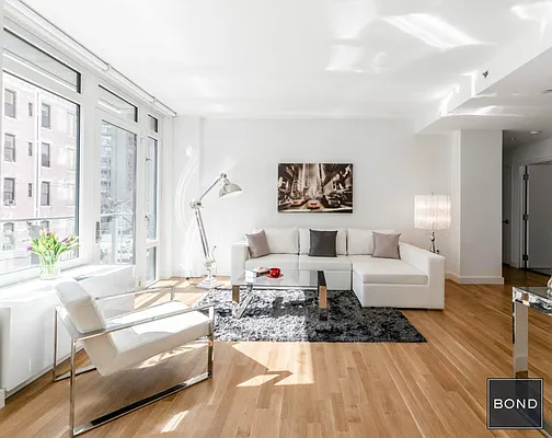 Rented by Bond New York | media 3