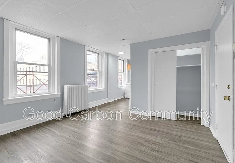 131 Allen St #17 — Photo 6