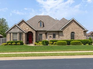 3400 SW Crosswinds Blvd, Bentonville, AR 72713