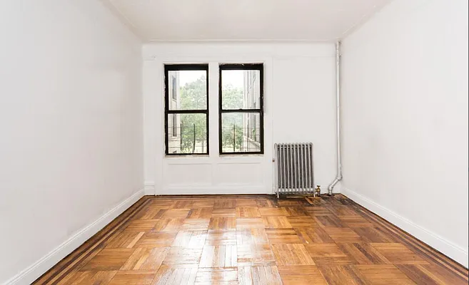 Rented by Clove Realty LLC | media 22