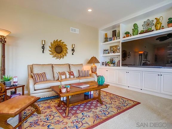 5th image of 8033 Auberge Cir