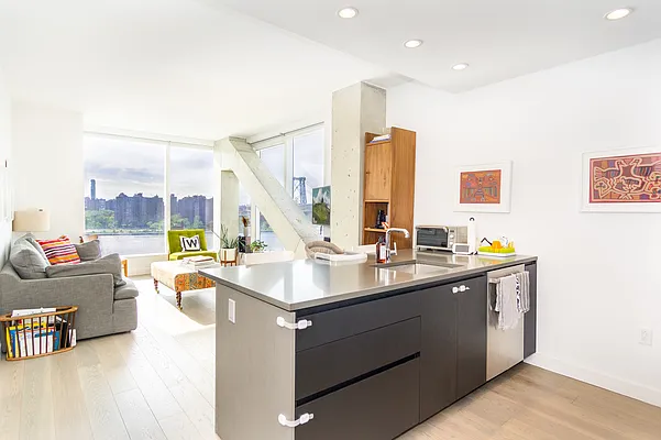 Rented by Triplemint | media 32