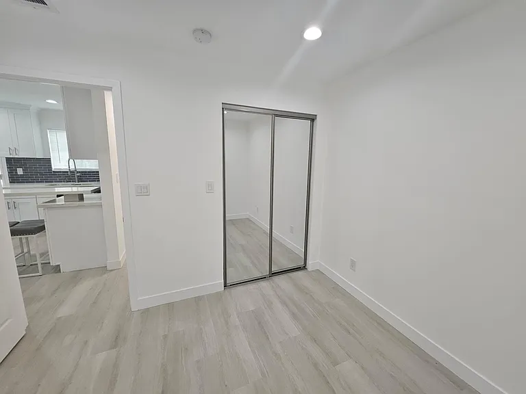 4192 S Harvard Blvd #1 — Photo 18