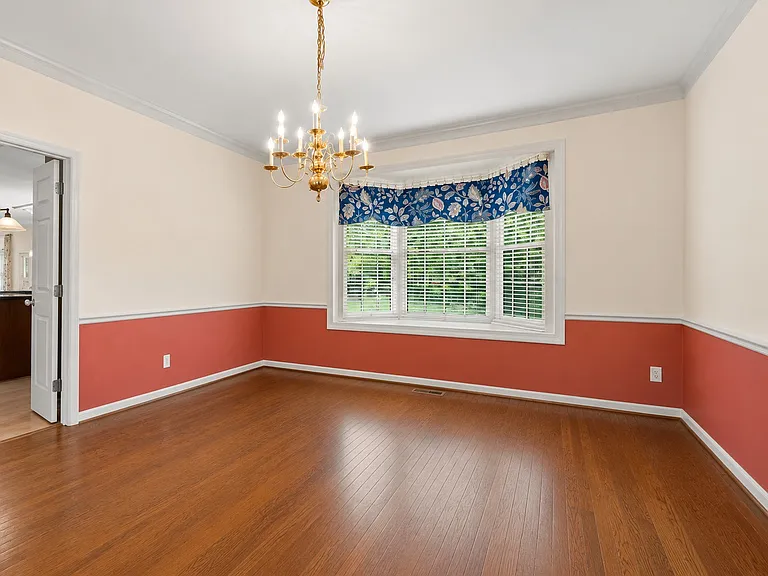 4804 Leighfield Valley Dr — Photo 6