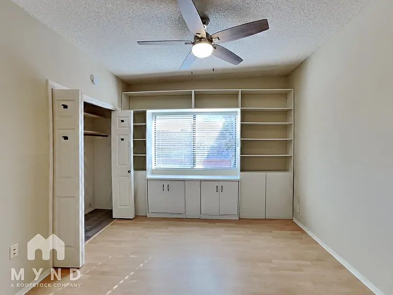 1750 W Camino Urbano — Photo 16
