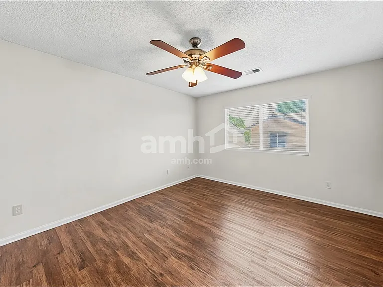 5046 Pelican St — Photo 9