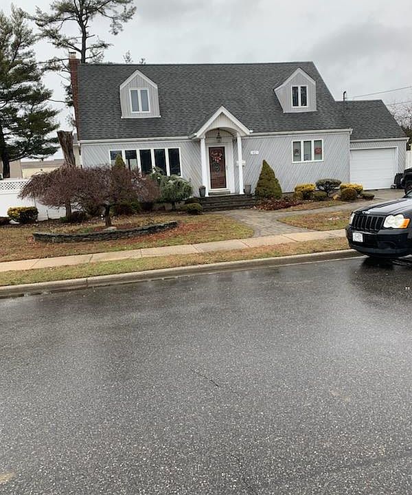 1st image of 42 Eldorado Boulevard