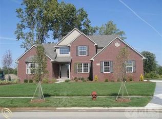 59688 Mallory Ln, South Lyon, MI 48178