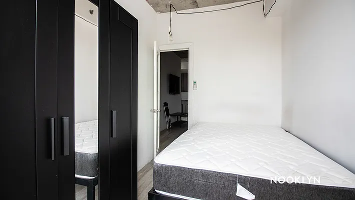 Rented by Nooklyn NYC LLC | media 46