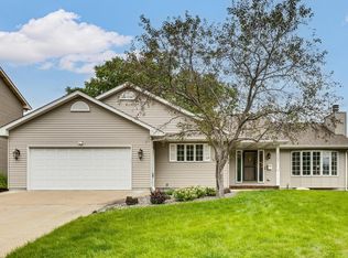 3305 Edward St NE, Saint Anthony, MN 55418