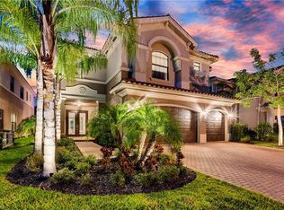 13856 Luna Dr, Naples, FL 34109
