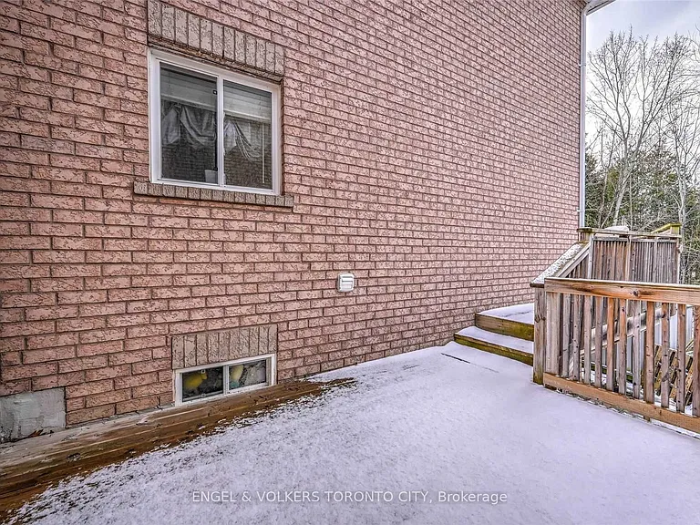 2022 Wilson St — Photo 20