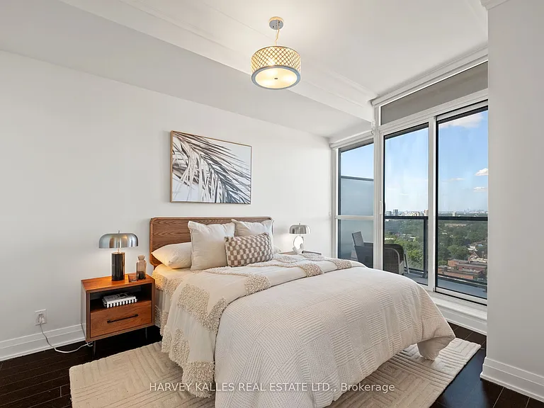 530 Saint Clair Ave W #1602 — Photo 8