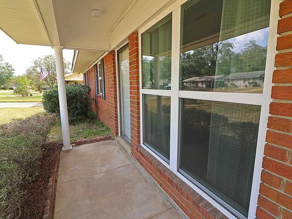 4th image of 110 Paula Dr