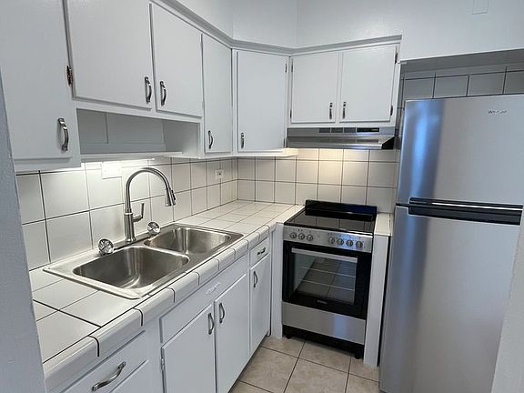 3rd image of 150 E Lake St #9A