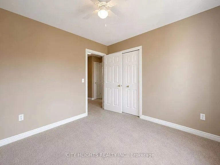 555 Grasslands Ct — Photo 8