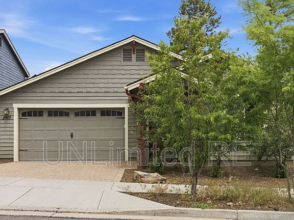 2nd image of 2907 W Presidio Dr