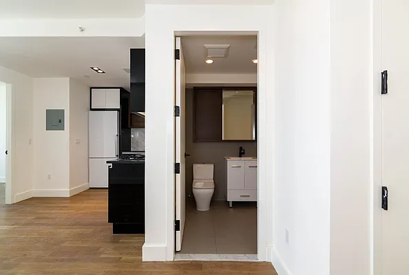 Rented by Nooklyn NYC LLC | media 30