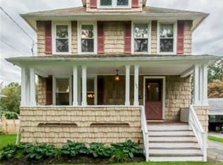 184 Pratt St, Fairfield, CT 06824