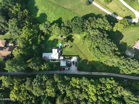 5th image of 2118 Franklin Ln