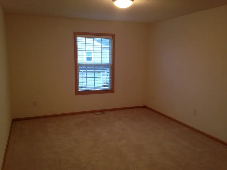 3907 NE Rosewood Ln — Photo 10