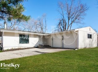 703 Hamblen Rd, Greenwood, MO 64034