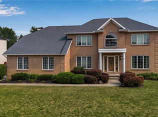 140 White Tail Run, Grand Island, NY 14072