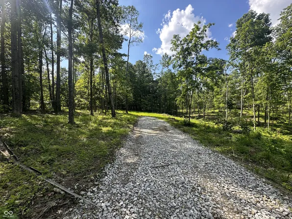 3755 N Kindred Rdg, Martinsville, IN 46151