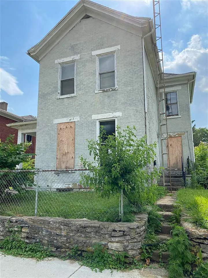 304 S 12th St photo 1