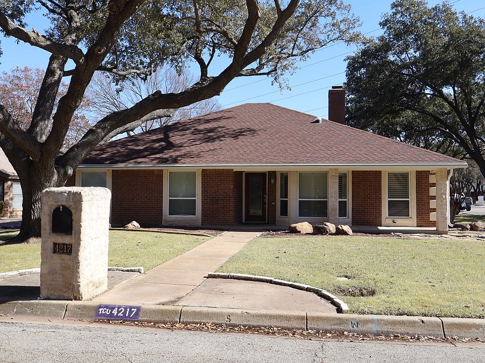 1st image of 4217 Lake Vista Dr