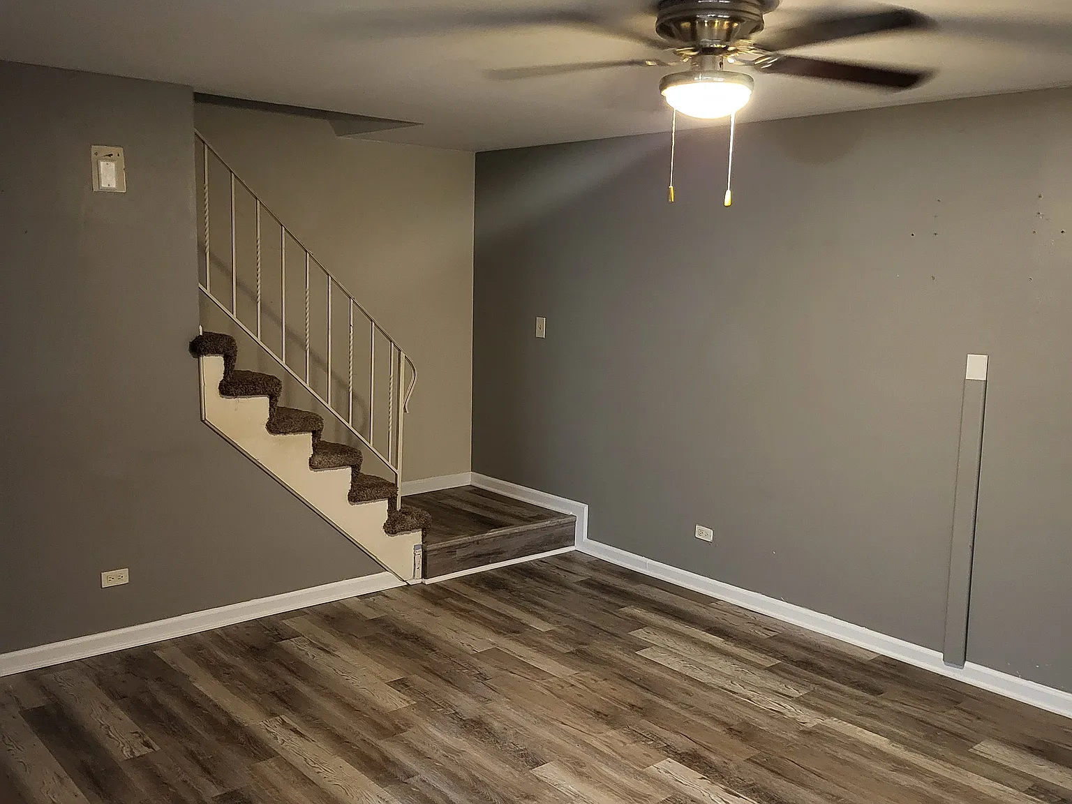 Kit Carson Dr, Hanover Park — Photo 2