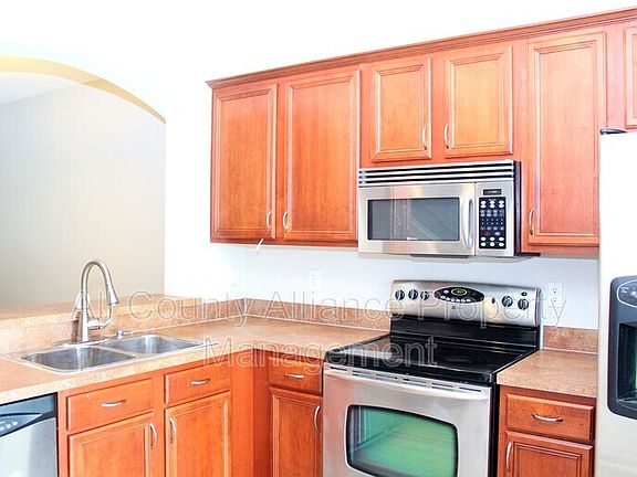 3rd image of 12305 Foxmoor Peak Dr