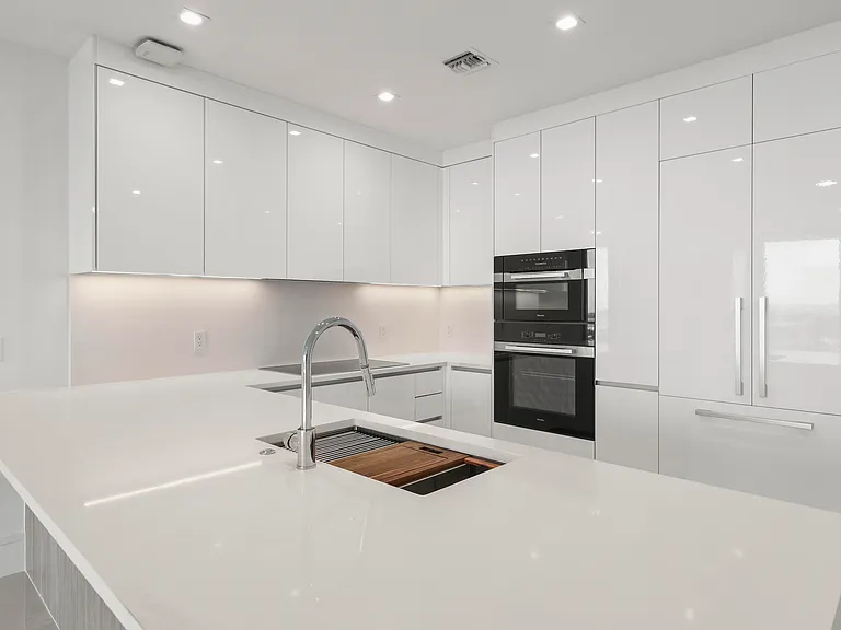 220 Lake Shore Dr #1121 — Photo 5