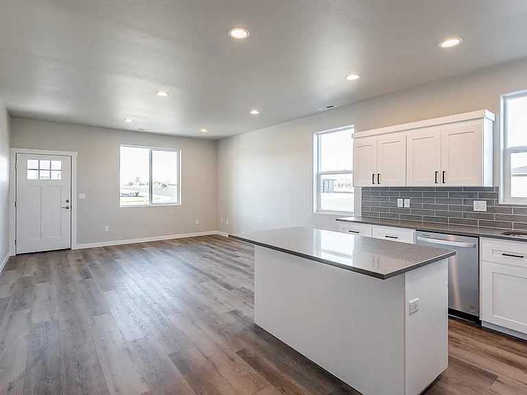 4081 Quinn Dr NE #4081 — Photo 29