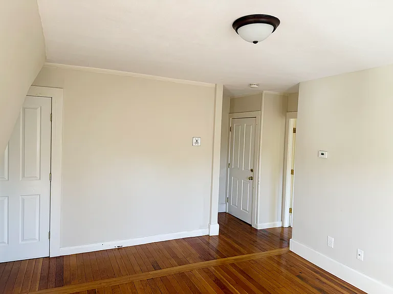 23 1/2 Central St #3 — Photo 5