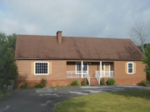 106 E Mountain View Ave, Bluefield, VA 24605