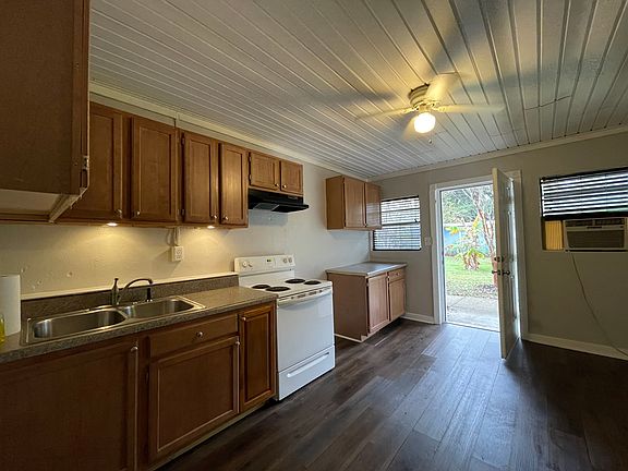 2nd image of 22 Bobolink St NE #E