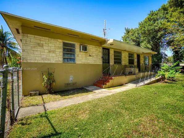 1931 NW 32nd St, Miami, FL 33142