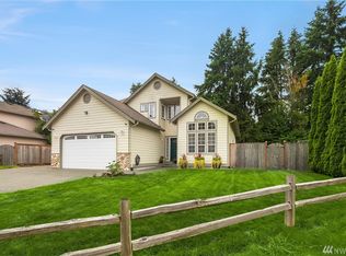 909 Graham Ave NE, Renton, WA 98059