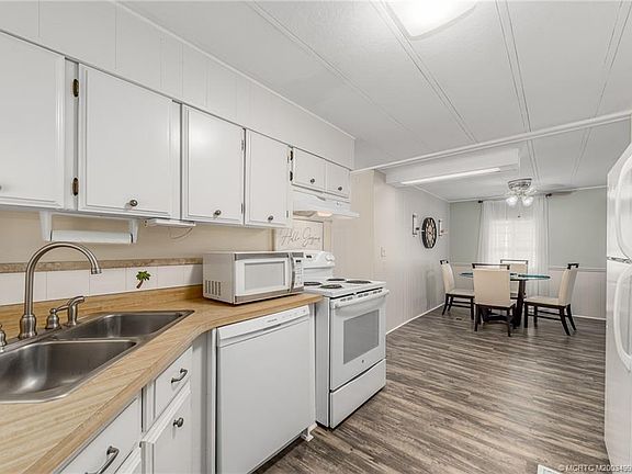 3rd image of 1 San Pablo Ln