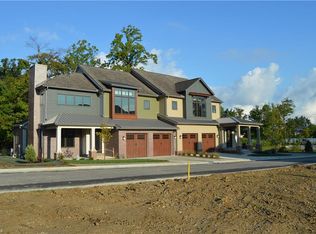 2452 Edgewood Trce, Pepper Pike, OH 44124