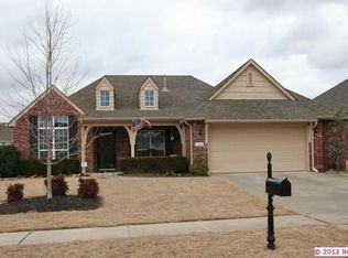 7304 E Jackson St, Broken Arrow, OK 74014