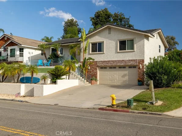 23417 Continental Dr, Canyon Lake, CA 92587