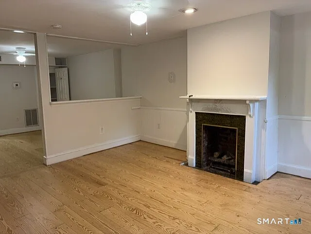 38-GRNDFL Academy St — Photo 12
