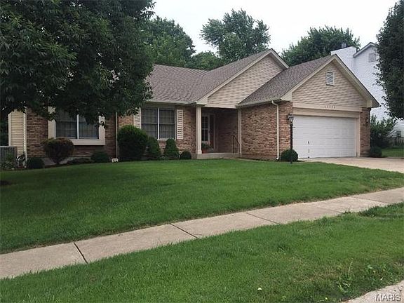 2nd image of 12820 Meadowdale Dr