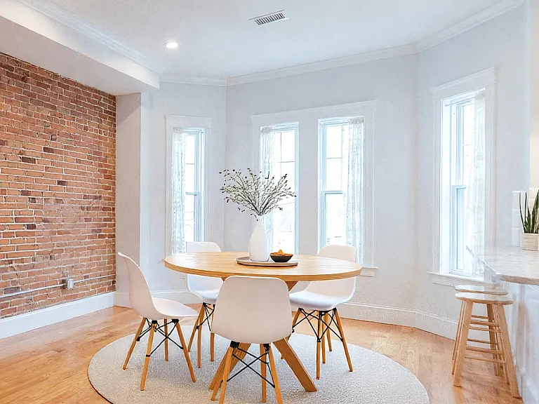 9 Everett Ave #2 — Photo 11