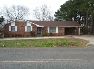 910 Pennell Ln, Dyersburg, TN 38024