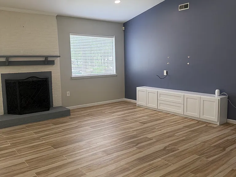 2417 Birnen Dr — Photo 5