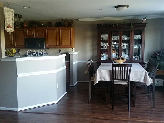 Dinning Room - newly painted light neutral color 