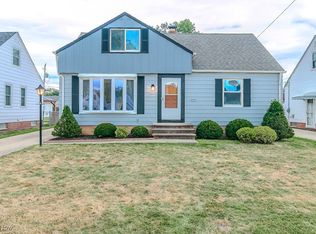 28934 Blissfield Dr, Eastlake, OH 44095